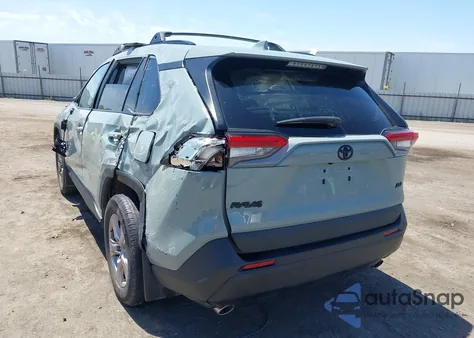 2022 Toyota Rav4 Xle z USA, uszkodzony, nr VIN 2T3W1RFV7NW220687